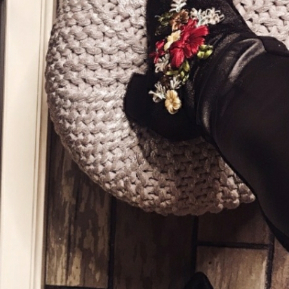 LAST PAIR! Rosie Future Fabric Bootie - Picture 5 of 7